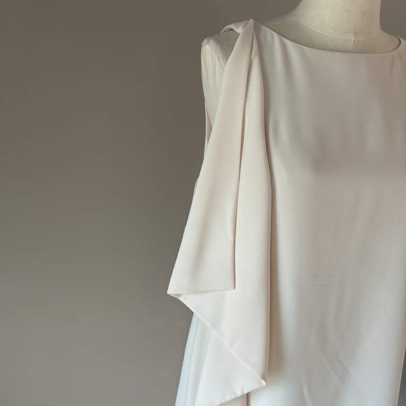 Lauren Ralph Lauren cream elegant shift cocktail mini dress ruffled side size 10 - Picture 3 of 17